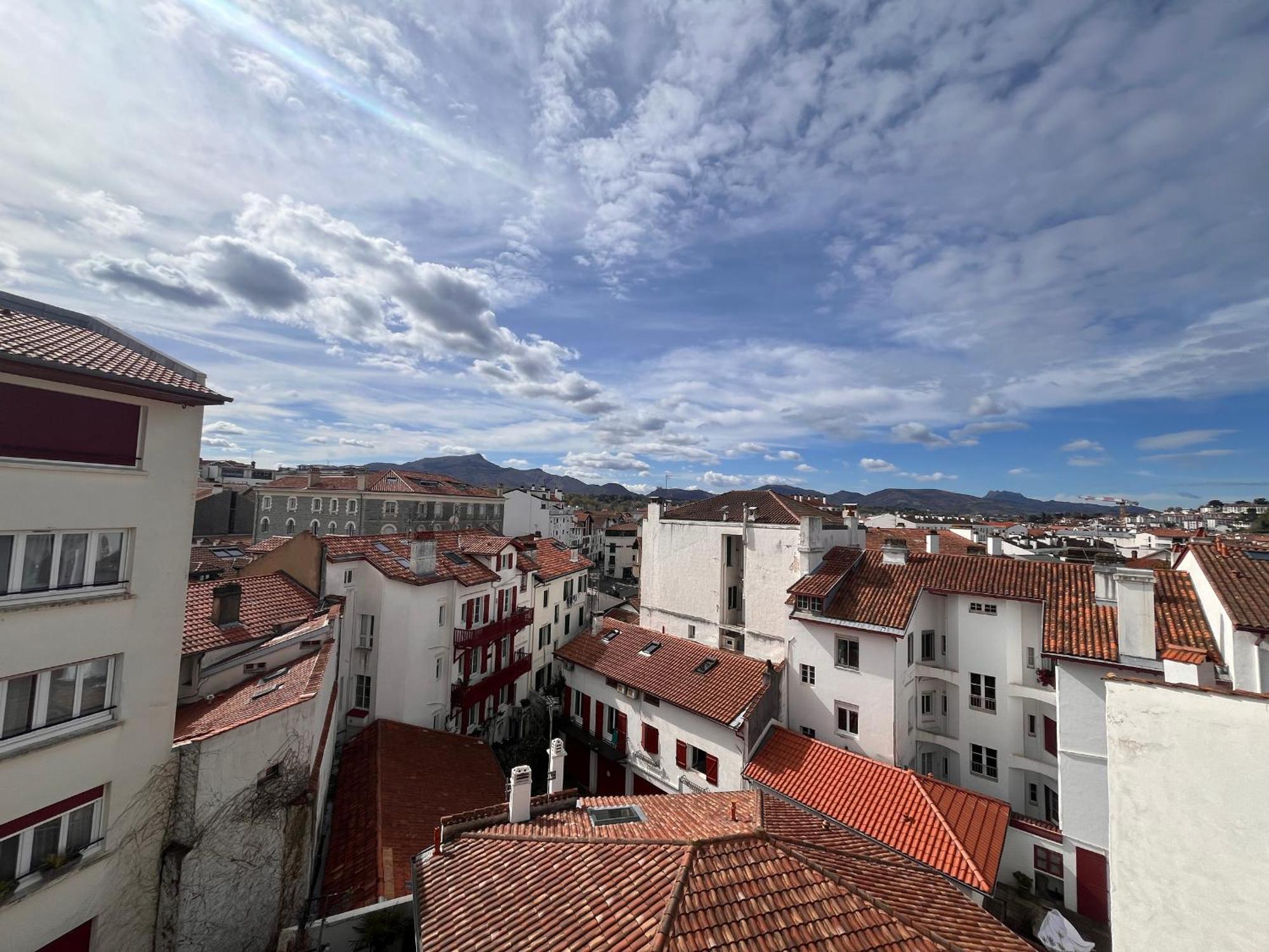 Coeur De Saint-Jean-De-Luz : Appartement Lumineux Avec Balcon, Proche Plage Et Commerces - Fr-1-239-1079 Extérieur photo